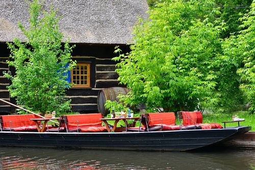 Spreewald barge with Spreewald house