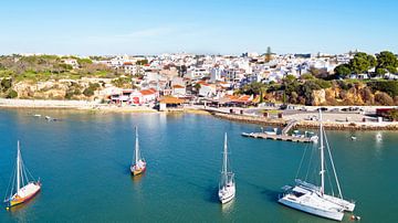 Der Hafen von Alvor an der Algarve Portugal von Eye on You
