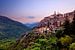 Bergdorp in Italie Apricale van John Leeninga