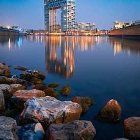 Port at night by Mariusz Jandy