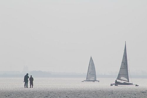 Ijszeilen op het Markermeer sur Ruth Van Nierop - Dirks