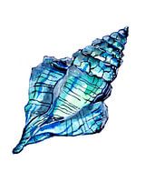 Coquillage bleu en forme de trompette