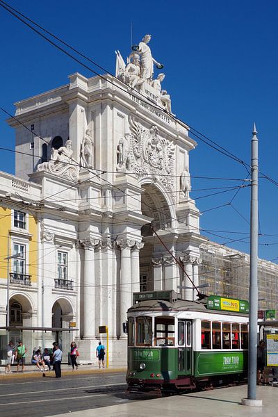 The Arco da Rua Augusta in Lisbon, in front of it a tram by Berthold Werner