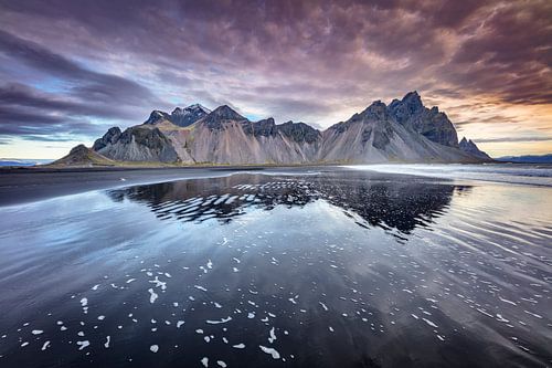 De majestueuze bergketen van Vestrahorn
