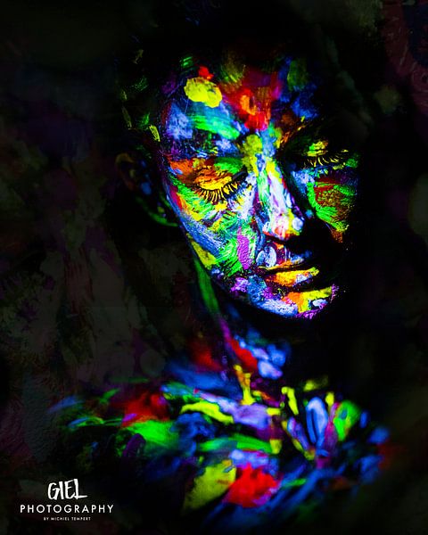 Neon portrait by Michiel Tempert