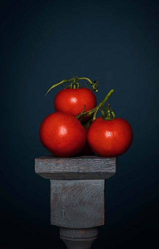 Stilleven met tomaat