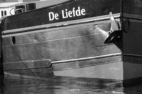 Boat "Love"detail picture black and white lying down