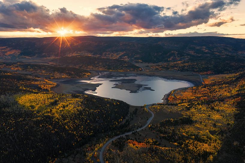 Dernière lumière au lac par Martin Podt