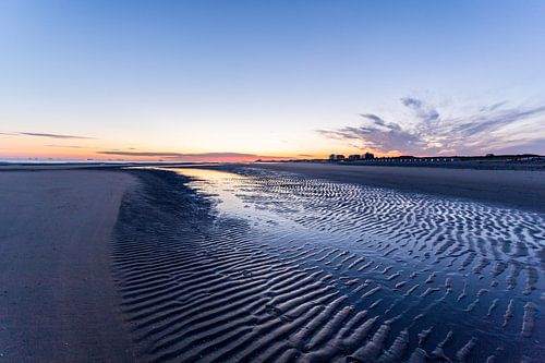 Sonnenaufgang Kijkduin von Barend Voerman