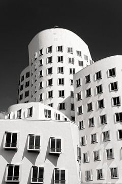 Bâtiments Gehry dans le quartier Medienhafen de Düsseldorf (7-111034)