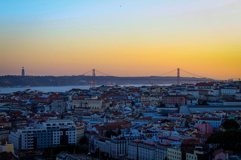 Lisbon by Hello Pompoyo