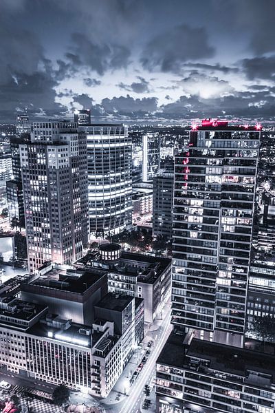 Rotterdam s'embrase la nuit par Rftp.png