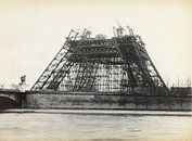 Bau des Eiffelturms 1889 von Atelier Liesjes Miniaturansicht