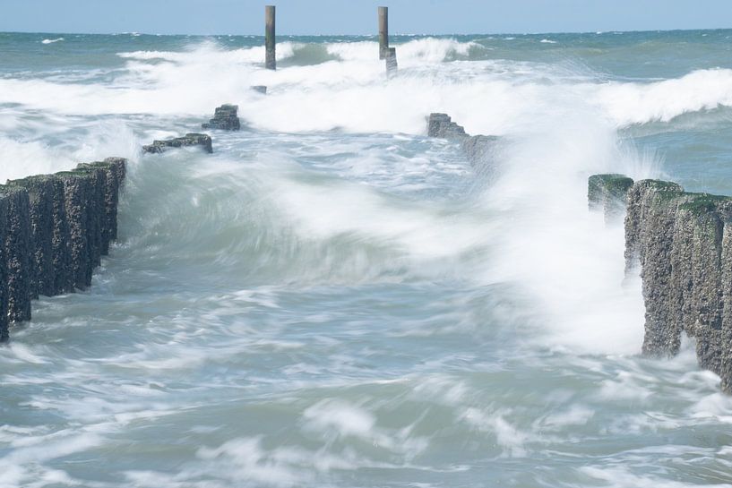 breakwater by peter remmers