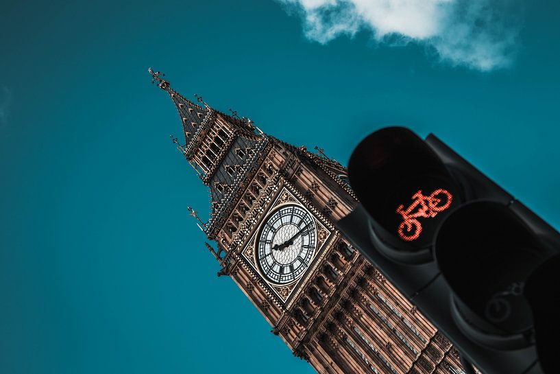 Big Ben by Hello Pompoyo