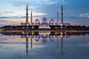 Sheikh Zayed Moskee in Abu Dhabi l Reis fotografie van Lizzy Komen
