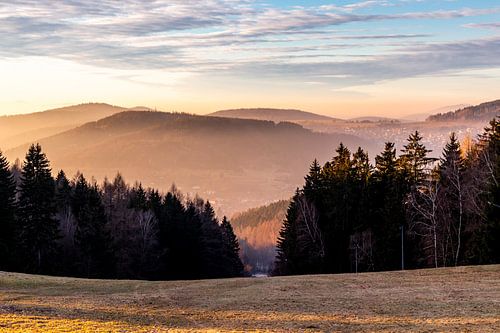 Korte wandeling bij zonsondergang naar de Ruppberg bij Zella-Mehlis - Thüringen - Duitsland