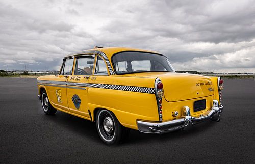 Yellow Cab von mike van schoonderwalt