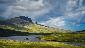 Blick auf Old Man of Storr