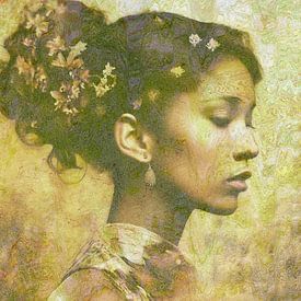 Golden portrait by Diana Mets