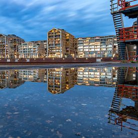 Reflectie bij de Handelskade in Nijmegen van Pixxi Hut |  Jaimie