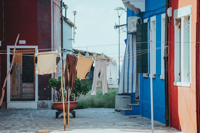 Die Straßen von Burano, Venedig, Italien von Pitkovskiy Photography|ART
