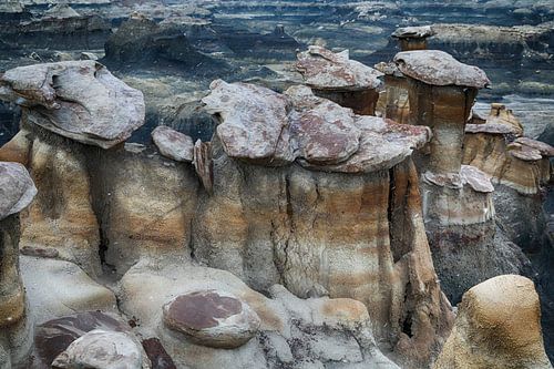 Bisti badlands-chocolade hoodoos in de winter New Mexico, VS