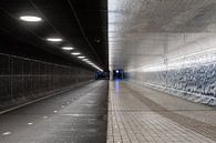 Couvre-feu à Amsterdam - tunnel pour vélos de la gare centrale d'Amsterdam par Renzo Gerritsen Aperçu
