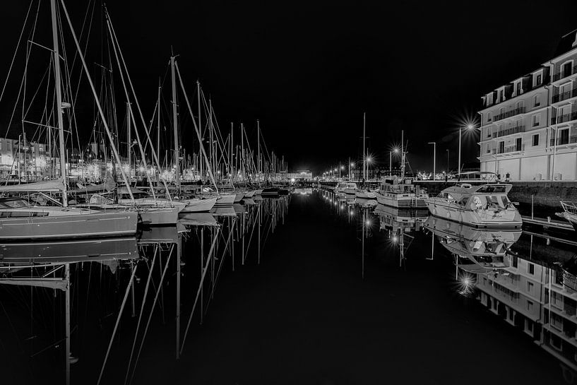 Jachthaven in Deauville (Normandie, Frankrijk) van Ardi Mulder