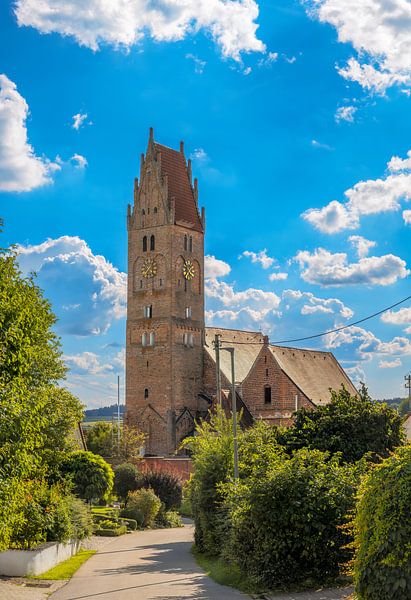 The church of St. Peter and St. Paul in Ebrantshausen in the Hallertau region by ManfredFotos