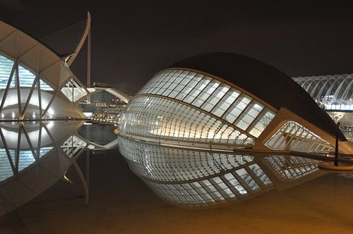 Valencia 1 by Bertus Mekes
