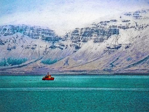 Bootje in de baai van Reykjavik, IJsland