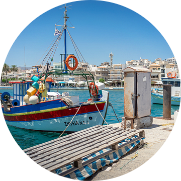 Prachtige haven (vissersbootje) in het griekse stadje Sitia van Jeroen Somers