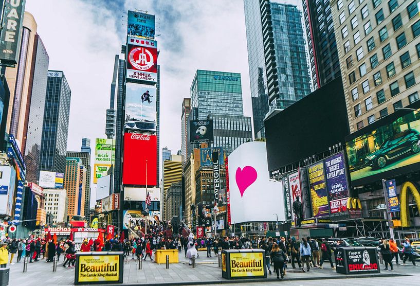 Times Square by Hello Pompoyo