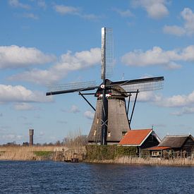 Hollands landschap molen Kinderdijk close van Leontien Adriaanse
