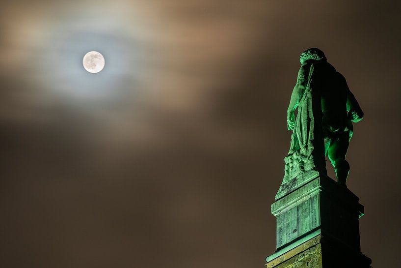 Kassel: Herkules bei Vollmond von Stephan Zaun