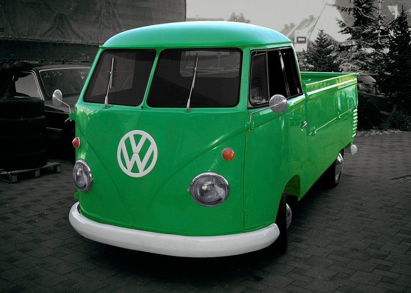 VW Bus in original colour by aRi F. Huber