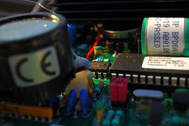 Das Hintertürchen (PCB City #1) von Contrast Captures