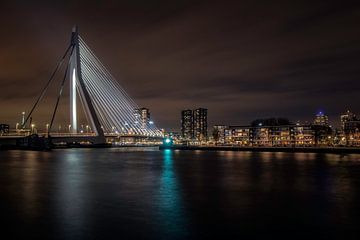 Rotterdam by Night van Urban Relics