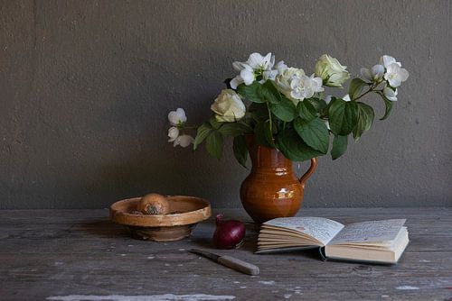 Stilleven met boerenjasmijn