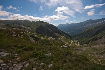 Uitzicht Gotthardpas van Inge Wiedijk