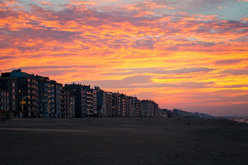 Zonsondergang Koksijde von Harold  van Zandvoort