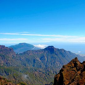 Above the clouds on La Palma by Ivonne Fuhren-van de Kerkhof