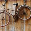 Bicyclette rouillée (Urbex) sur Inge Hogenbijl