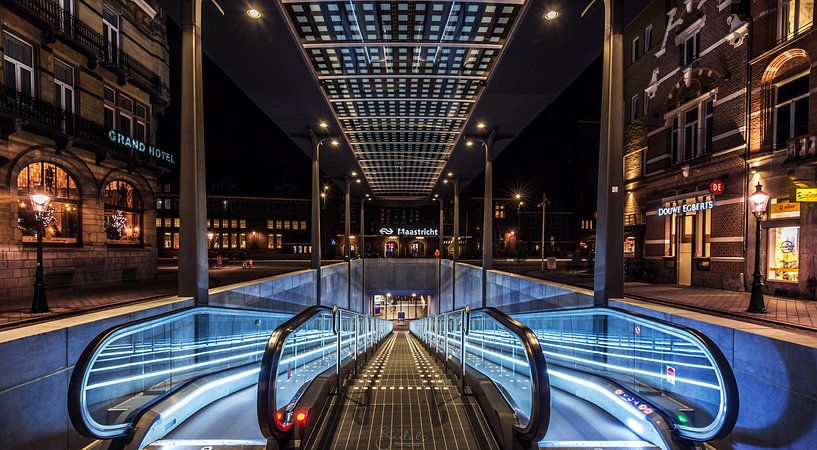 Trainstation Maastricht by Danny Bartels
