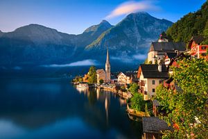 Zonsopkomst in Hallstatt, Oostenrijk van Henk Meijer Photography