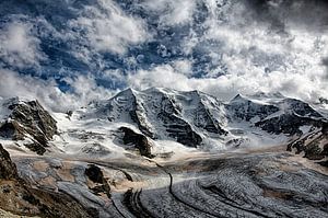 Drama über dem Diavolezza-Gletscher von Maarten Mensink