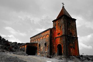 Alte Kirche auf dem Berg Bokor, Kambodscha