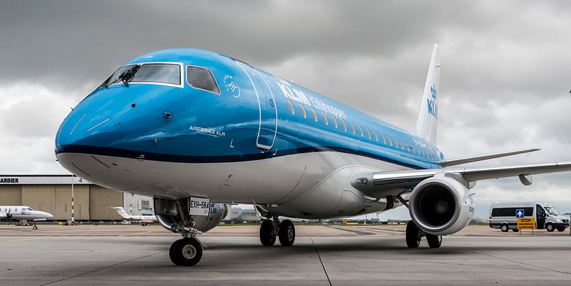 KLM Cityhopper Embraer 175 van Roel Ovinge