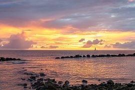 sunset at Hole in the Wall